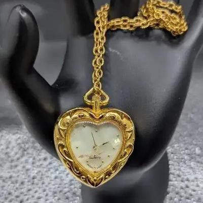 Avon Heart Quartz Necklace 