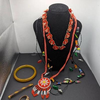 Vintage Red Enamel Necklace 50s/60s, Native American Style Beaded Rosette Necklace Plus