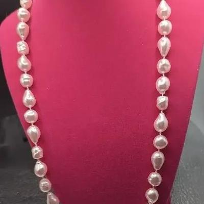 Light Pink Natural Freshwater Cultured Pearls 