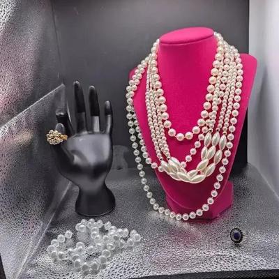 Sterling Silver Ring With A Blue Gemstone 5.45 Gram  And An Ornate Setting Plus