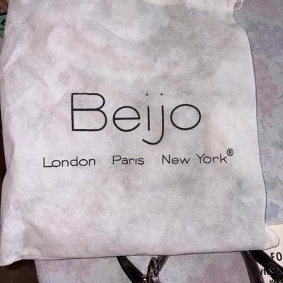 Sale Photo Thumbnail #95