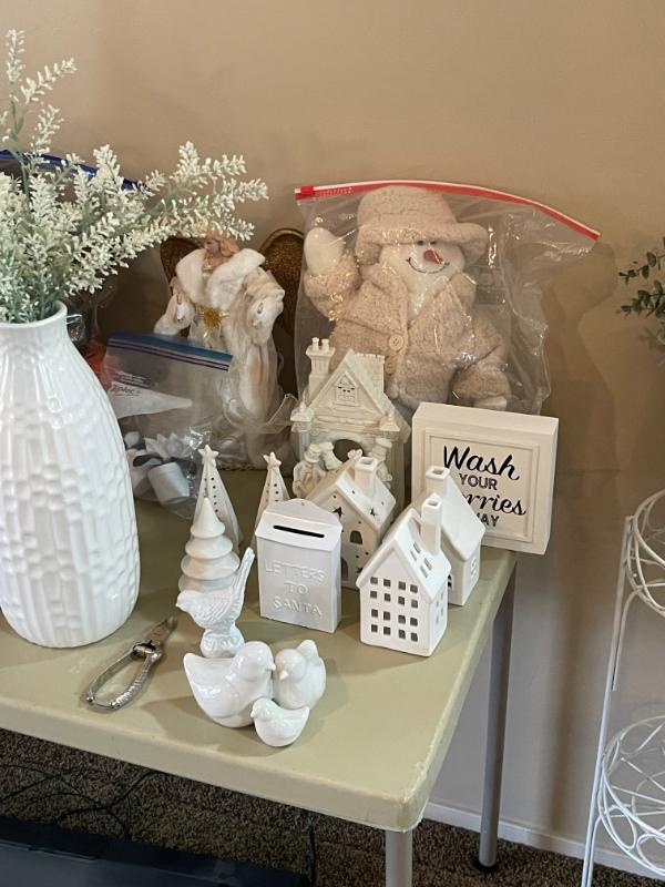 Sale Photo Thumbnail #3