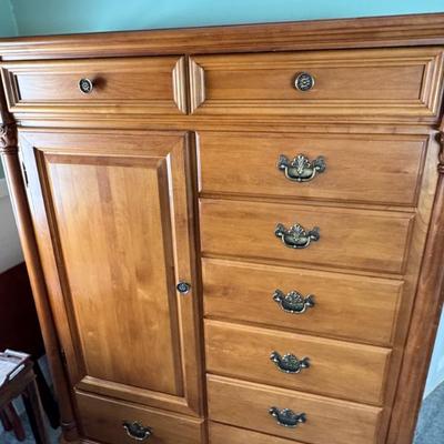 Sale Photo Thumbnail #162