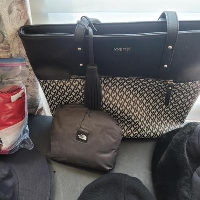 Sale Photo Thumbnail #289