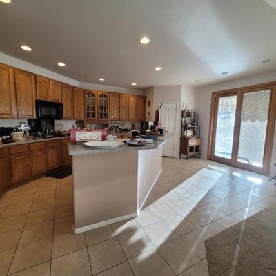 Sale Photo Thumbnail #355