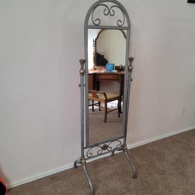 Sale Photo Thumbnail #301