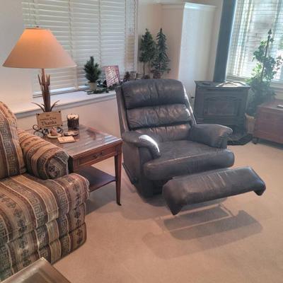 Sale Photo Thumbnail #194