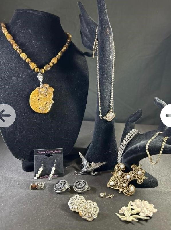 Sale Photo Thumbnail #13