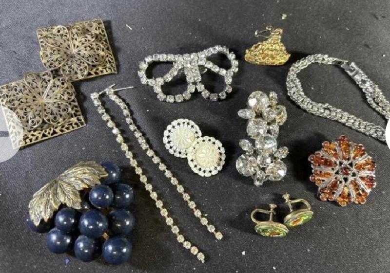 Sale Photo Thumbnail #8