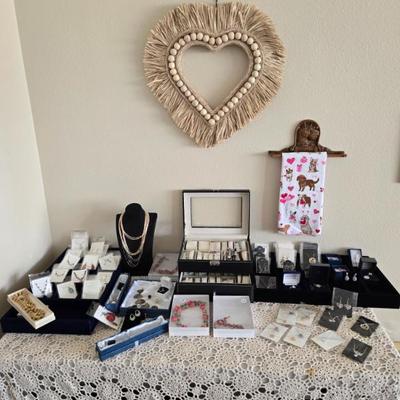 Sale Photo Thumbnail #103