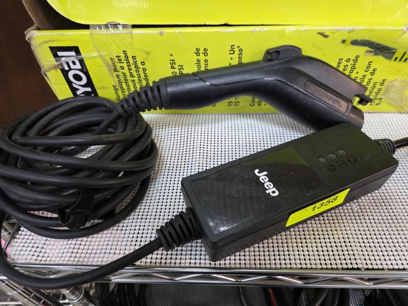 Sale Photo Thumbnail #409