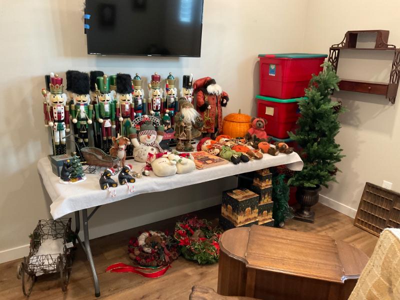 Sale Photo Thumbnail #30