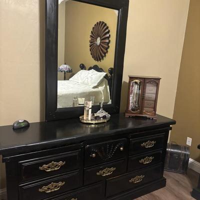 Sale Photo Thumbnail #25