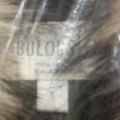 DS T Women’s Faux Fur Collar Zip Jacket / Coat – Olive Green (Made in China) Size Small 