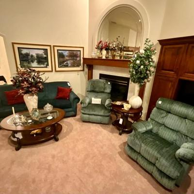 Sale Photo Thumbnail #68