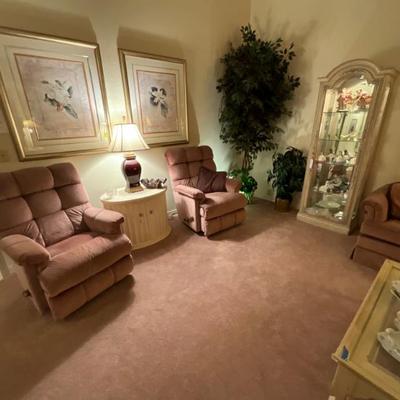 Sale Photo Thumbnail #48