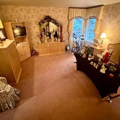 Sale Photo Thumbnail #128