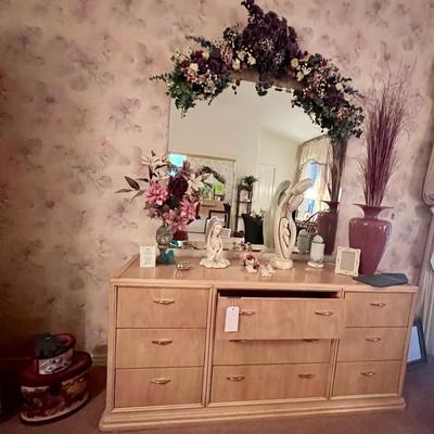 Sale Photo Thumbnail #149