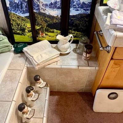 Sale Photo Thumbnail #169