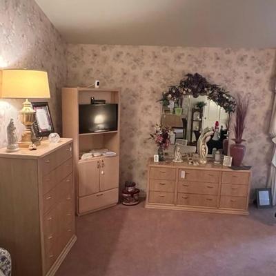 Sale Photo Thumbnail #127