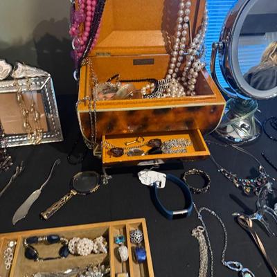 Sale Photo Thumbnail #90