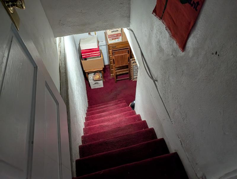 Sale Photo Thumbnail #32