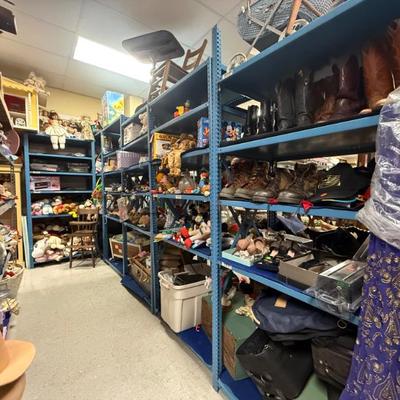 Sale Photo Thumbnail #146