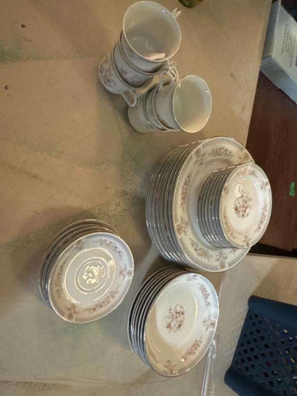 Sale Photo Thumbnail #21