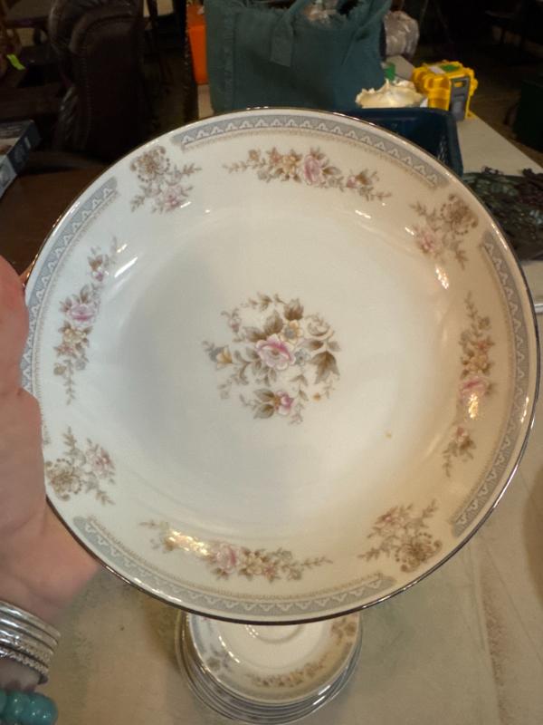 Sale Photo Thumbnail #22