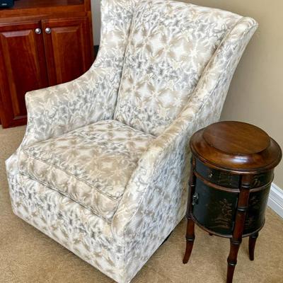 Sale Photo Thumbnail #44