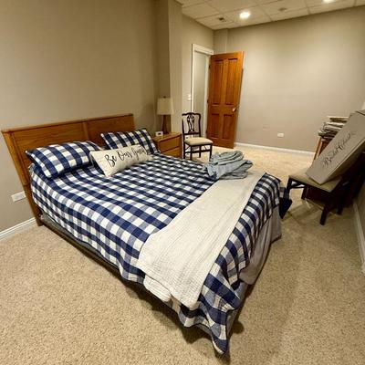 Sale Photo Thumbnail #102