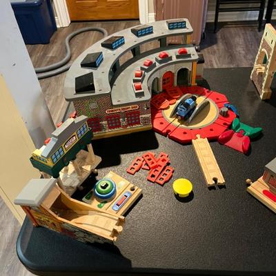 Sale Photo Thumbnail #150