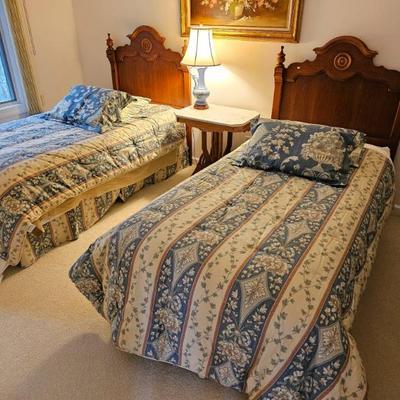 Sale Photo Thumbnail #133