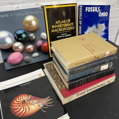 Fossil And Mineralogy Books With 1855 Du Nautile Flambé Book