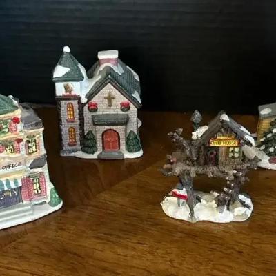 4 Christmas Ceramic Houses - Decorative Figurine Homes - Holiday Theme