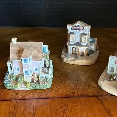4 International Resources Ceramic House - Artist Anabelle Phillips, Sinclair Carriage House, Pete’s 