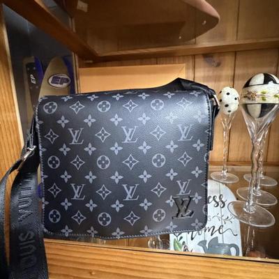 Sale Photo Thumbnail #123