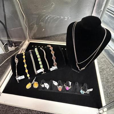 Sale Photo Thumbnail #51