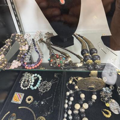 Sale Photo Thumbnail #24