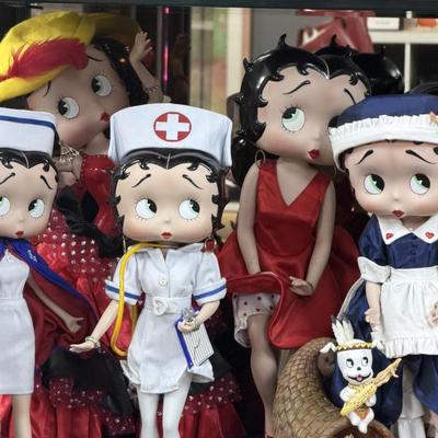 Sale Photo Thumbnail #219