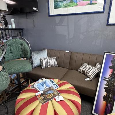 Sale Photo Thumbnail #98