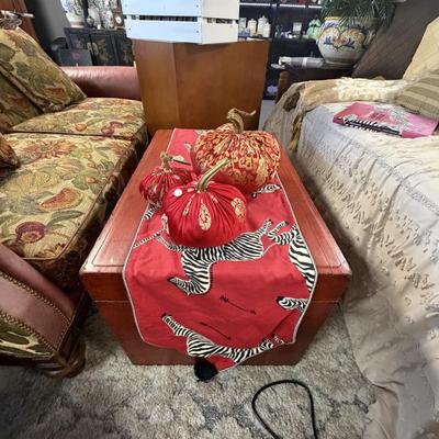 Sale Photo Thumbnail #133