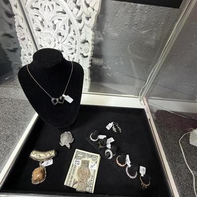 Sale Photo Thumbnail #5