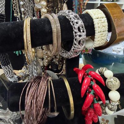 Sale Photo Thumbnail #30