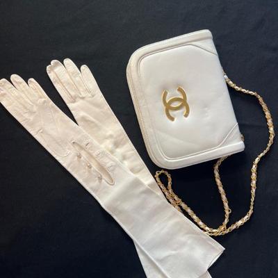 Chanel White Leather Handbag with Vintage Kidskin Opera‑Length Gloves