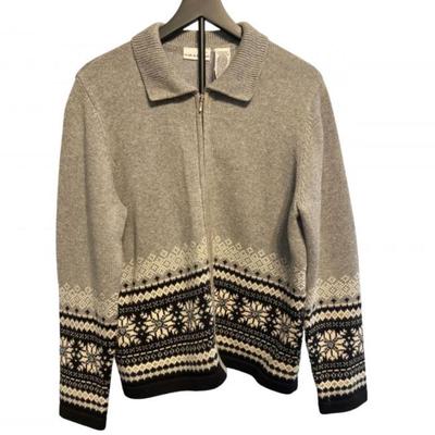 Croft & Barrow Zip-Up Snowflake Sweater – Size Large