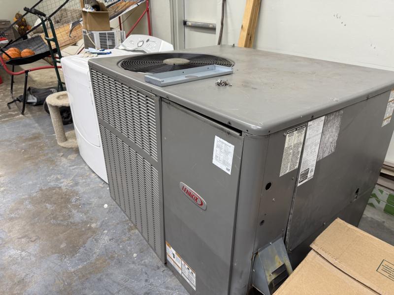 Sale Photo Thumbnail #14