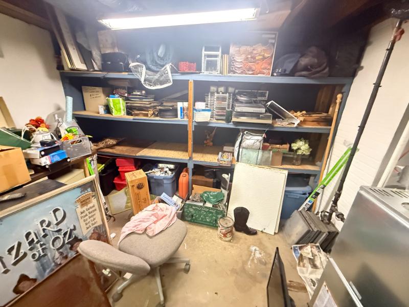 Sale Photo Thumbnail #20