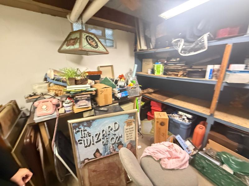 Sale Photo Thumbnail #21