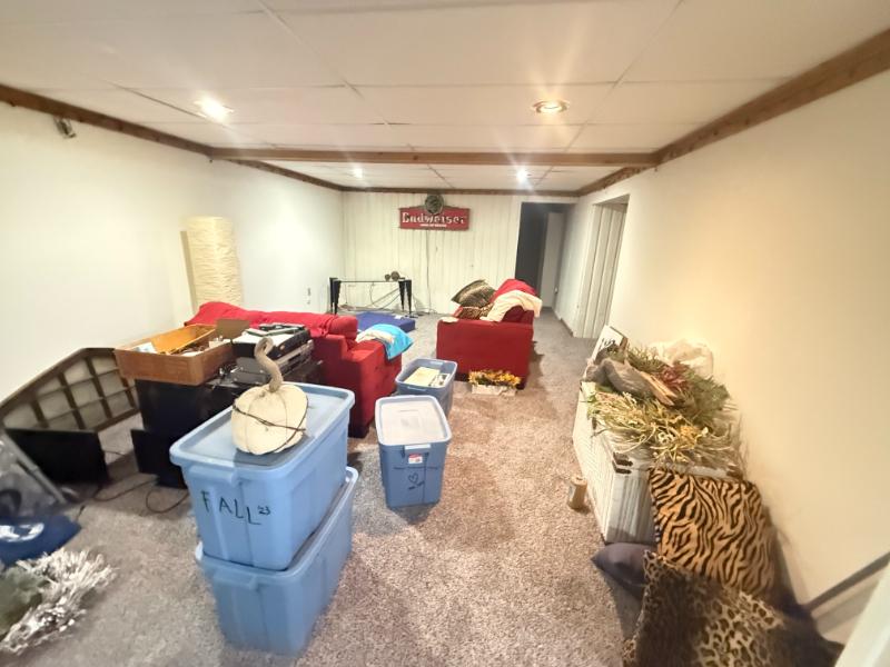 Sale Photo Thumbnail #19